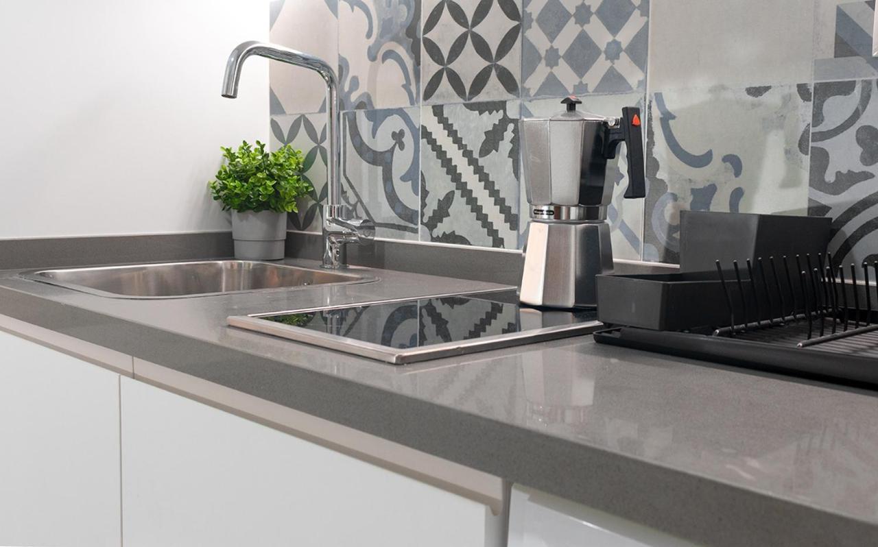 Apt. Old Town Apartment Sevilla Bagian luar foto