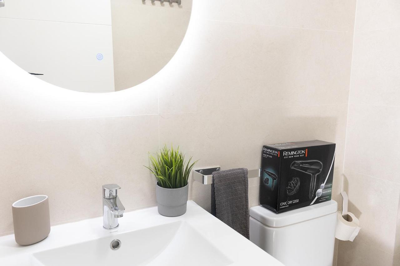 Apt. Old Town Apartment Sevilla Bagian luar foto