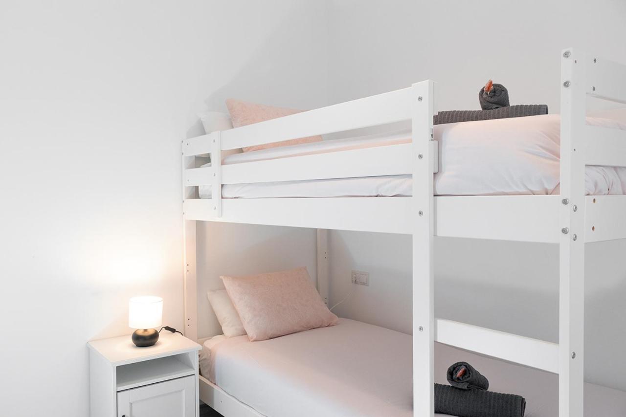 Apt. Old Town Apartment Sevilla Bagian luar foto